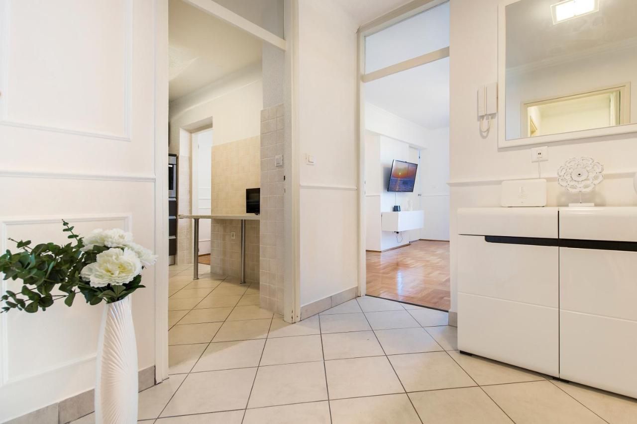 Apartment Parentium Porec Ngoại thất bức ảnh